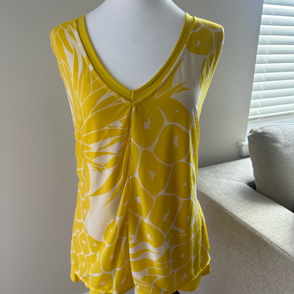 Worthington Yellow Fitted Tank Top with V-Neck